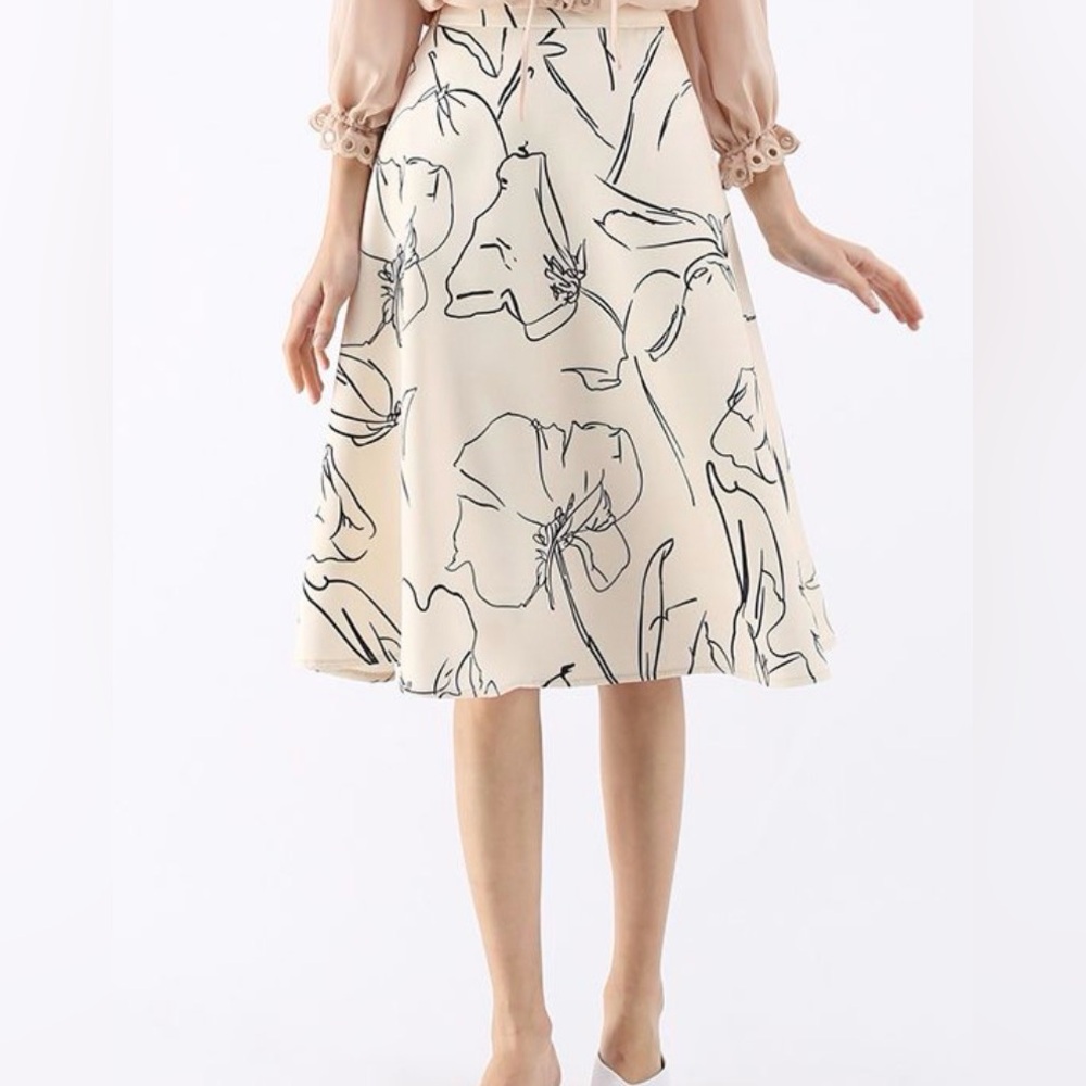 Floral A-Line Midi Skirt in Cream